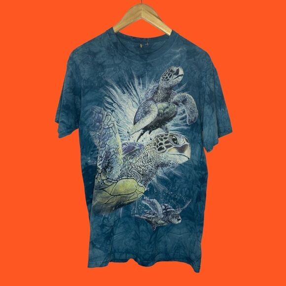 The Mountain Other - Majestic sea turtle tee~